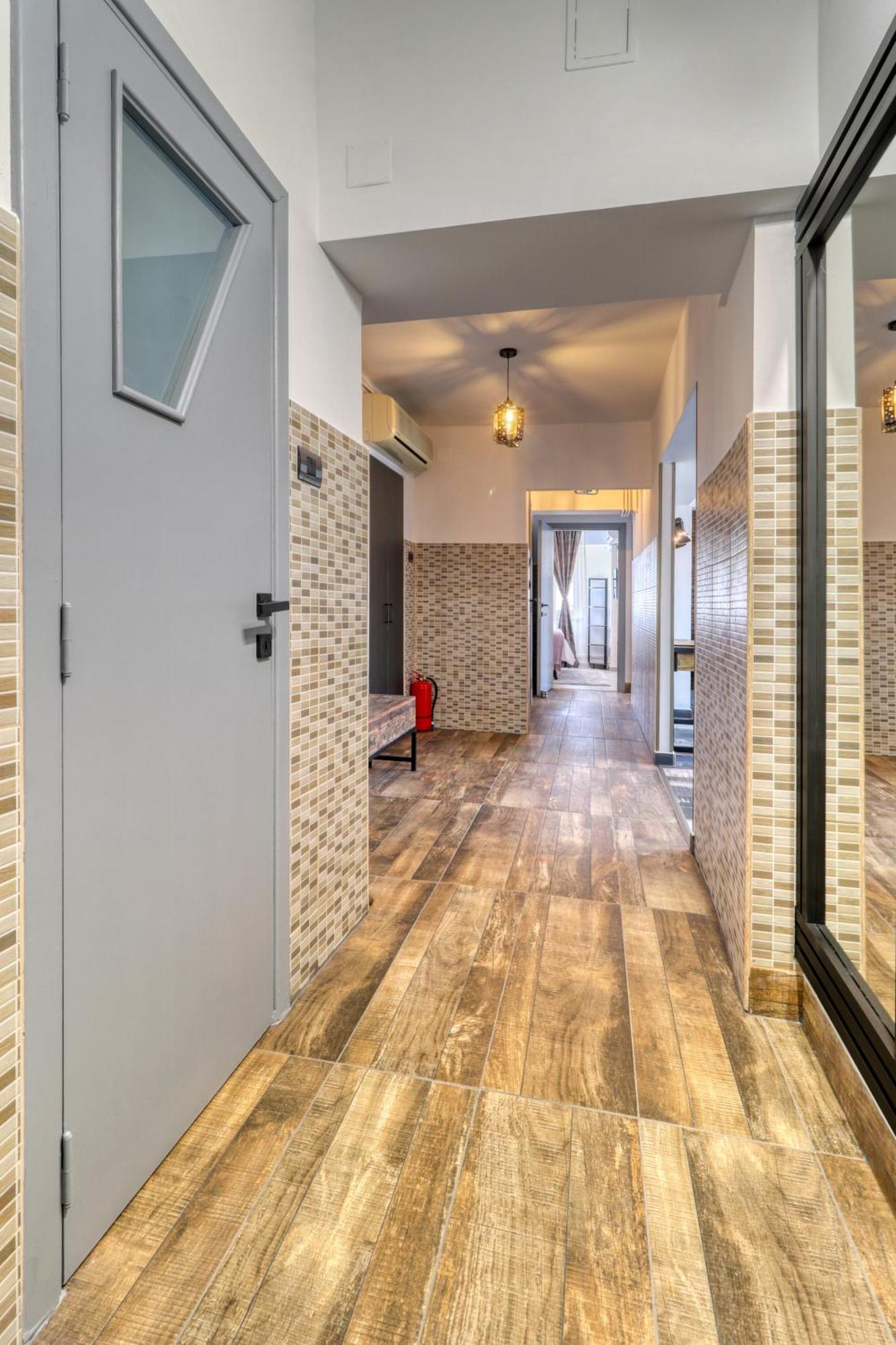 Rdi Elegance Apartment Downtown Bucarest Exterior foto
